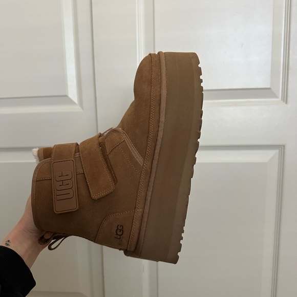 UGG Neumel Platform Double Strap Boots Soft US Womens Size 9 Tan Sold out! - Picture 9 of 13